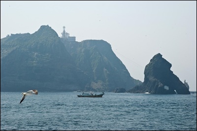 An Yong Bok sailed the waters near Dokdo on his voyage to Japan