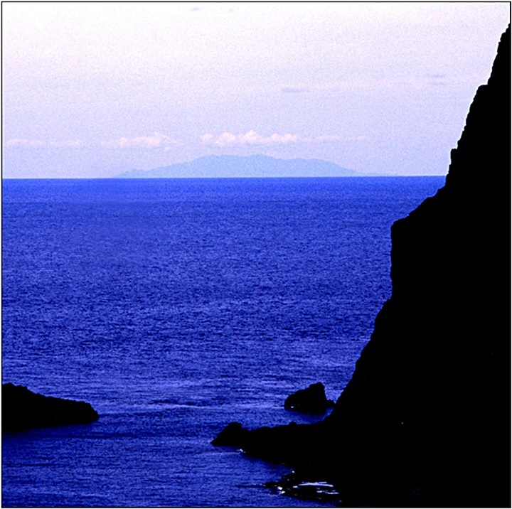 独島-竹島で見る鬱陵島