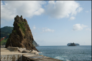 Looking directly North from Jeodong with Bukjeo Rock in foreground and Jukdo Islet behind
